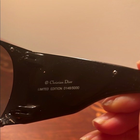Black Shield Dior limited edition Sunglasses. Note: used/ very good condition - Picture 3 of 6
